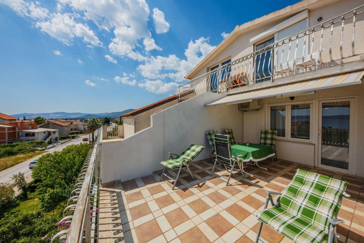 Apartman Lucija Каштела Екстер'єр фото