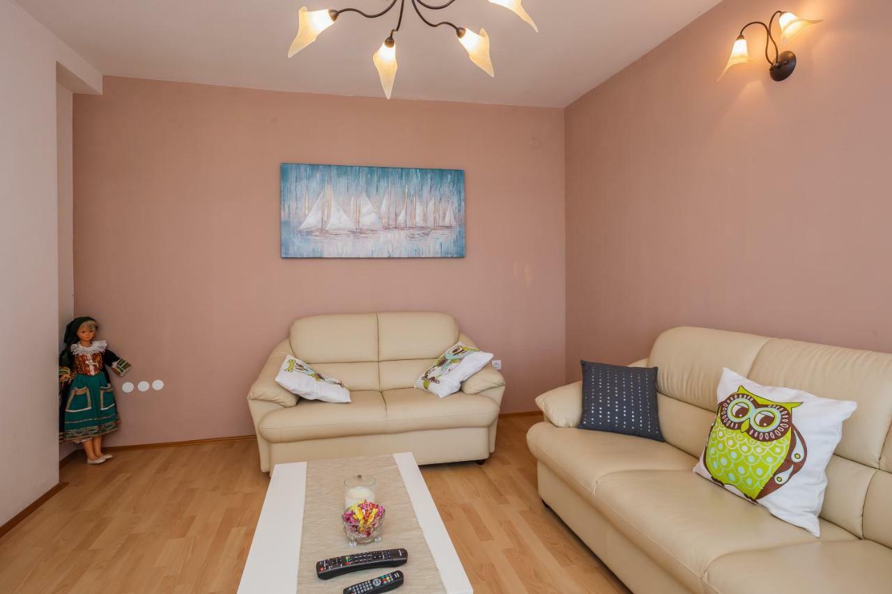 Apartman Lucija Каштела Екстер'єр фото
